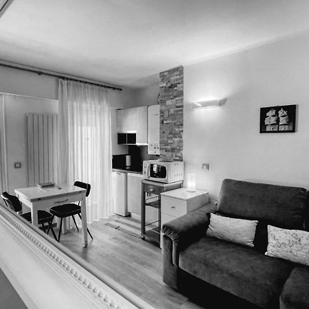 Petit Bijoux Apartman Beausoleil Kültér fotó